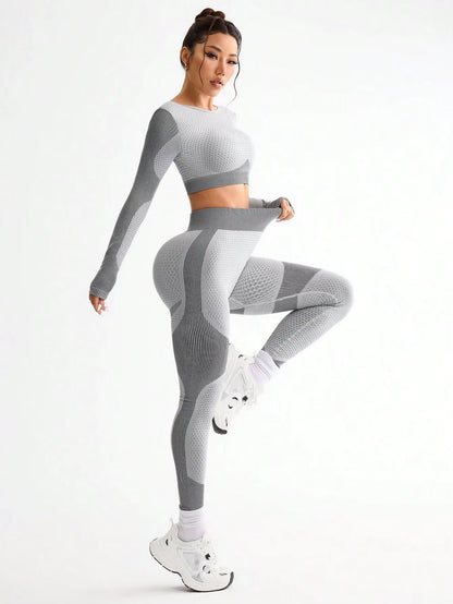 2-Piece Hot Sale New Sports Tight Running Breathable Seamless Yoga Suit Women's Outdoor Fitness Suit