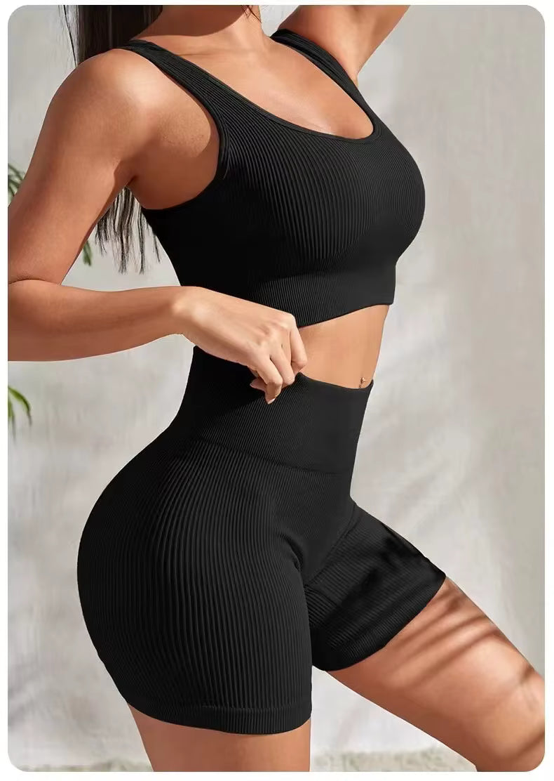Women’s Smooth Seamless Yoga Set: 2-Piece Workout Set, High-Waist Shorts & Sports Bra – Athletic Fitness & Running Wear
