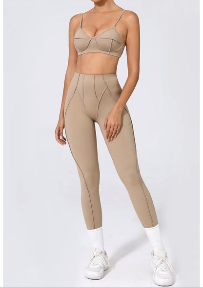 Yoga Sports Fitness Set, High-Waisted Hip-Lifting Leggings, Open-Back Sports Bra, Casual Running Workout Gym Outfit, Sexy Women’s Activewear Set