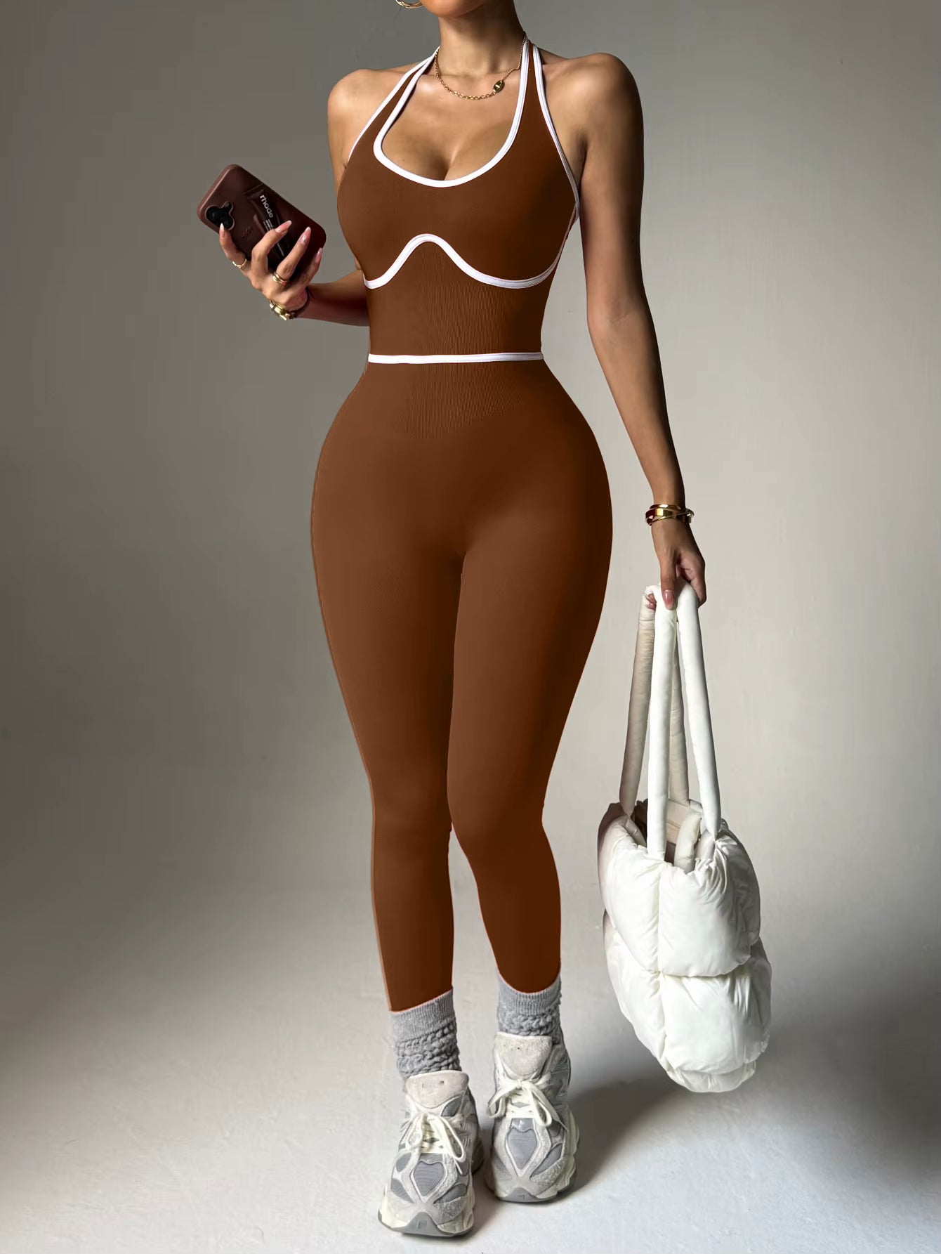 Sleeveless sports yoga one-piece outfit, women’s color-block one-piece yoga long pants fitness wear set.