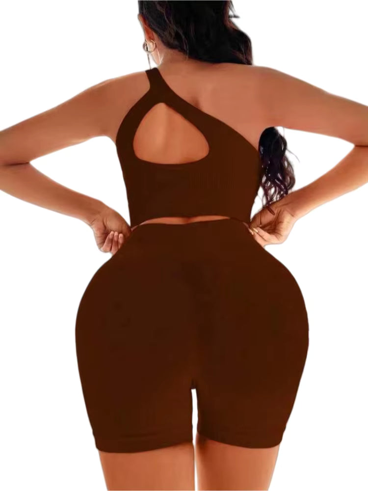 Two-piece sports yoga set with optional three-color twist design, seamless hollow-back beauty top + high-waisted three-quarter shorts set.