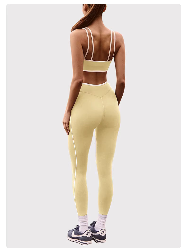 Women’s Yoga Set: Comfortable Top and Tummy-Control Compression Shorts for Gym and Fitness
